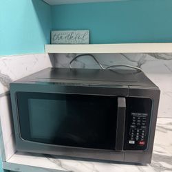 Microwave oven 