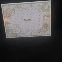 Moschino Toy 2 4-Piece Fragrance Gift Set - EDP, Travel Spray, Lotion & Gel