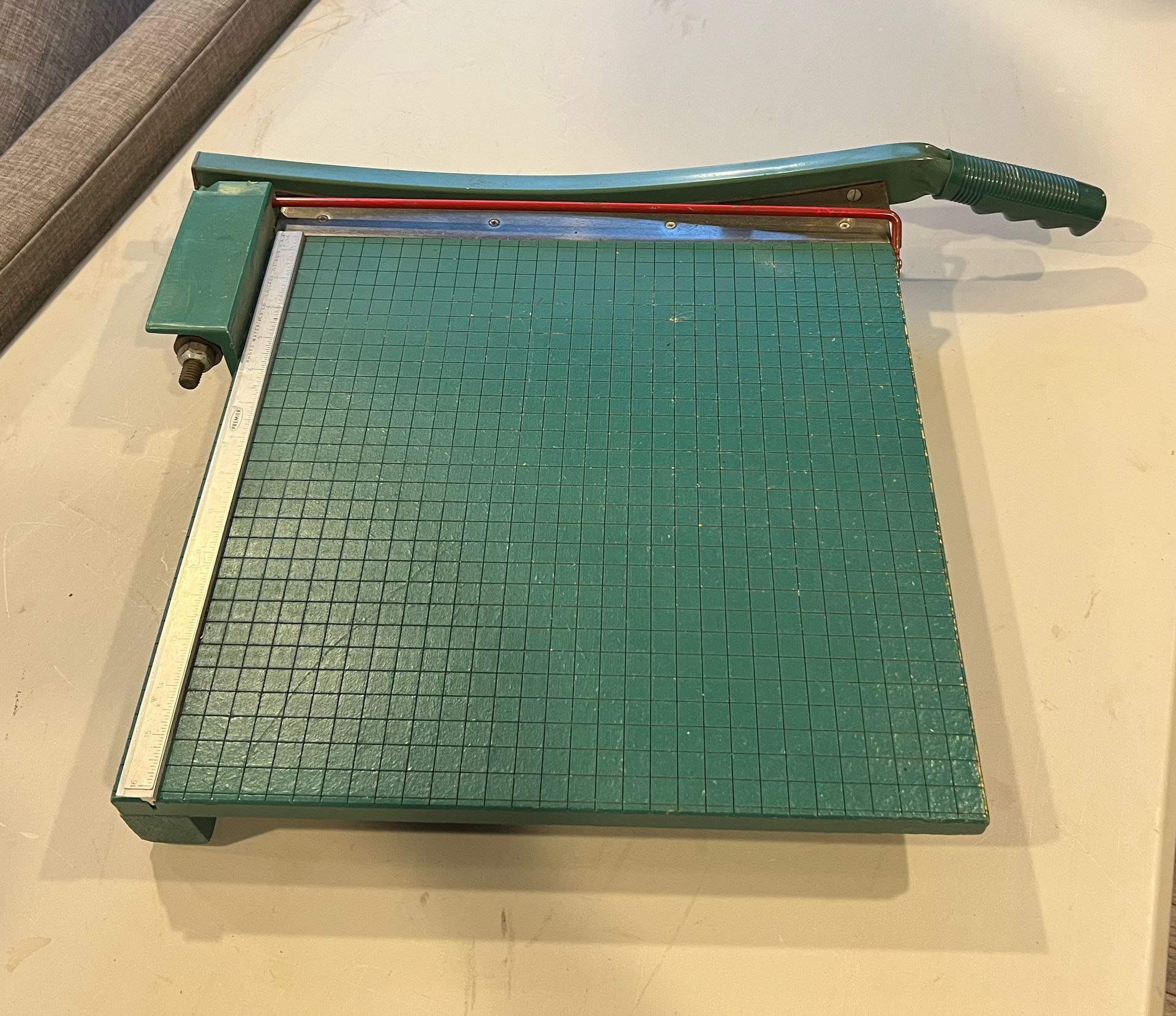 Vintage 16" "PREMIER" PHOTO CUTTER - Made by Photo Material Co.