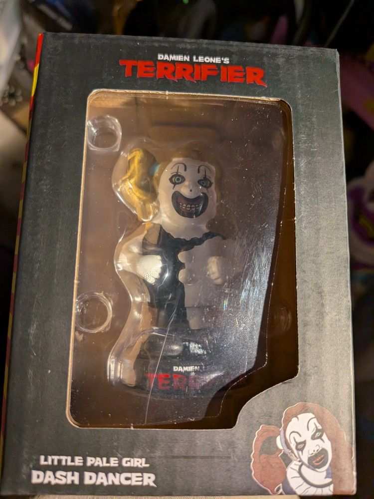 NIB "TERRIFIER" LITTLE PALE GIRL DASH DANCER