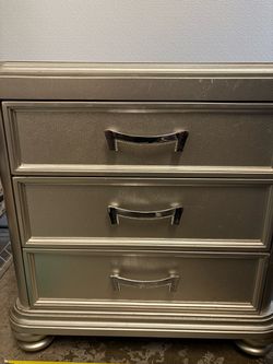 3-Drawer Nightstand Champagne Silver Finish