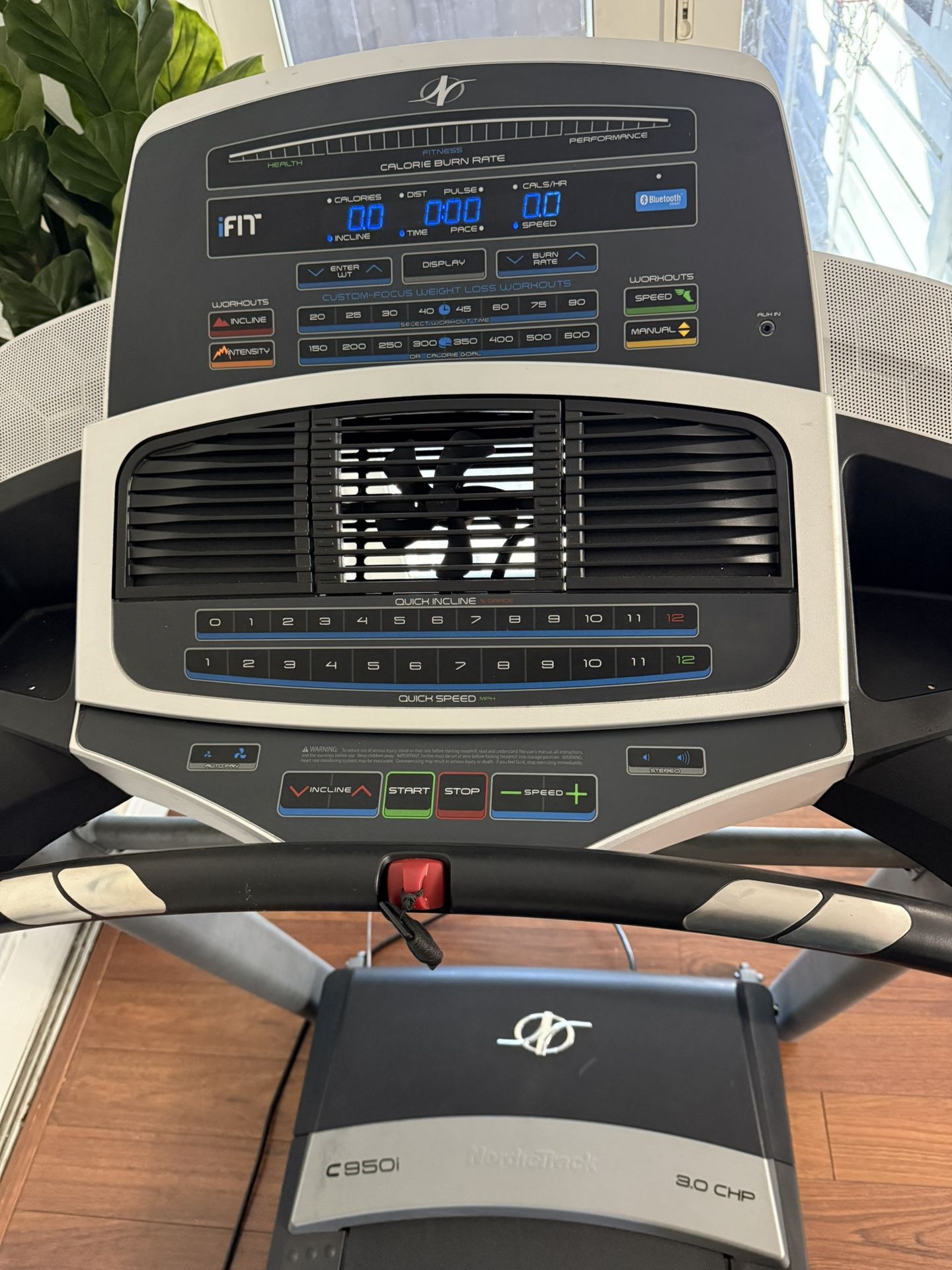 Treadmill-Caminadora ( Nordictrack excellent conditions)
