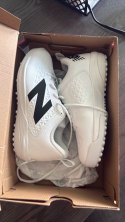 Turf shoes