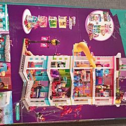Lego Friends Brand New Open Box