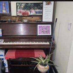 Free Piano
