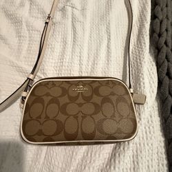 Coach Signature Canvas Crossbody/ Camera Bag