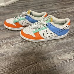 Nike Dunk Low Nike 101 (GS) Size 6Y
