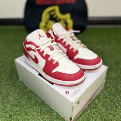 Jordan Retro 1 Low 5.5y $45 