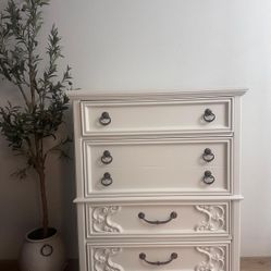 Basset Furniture Desser