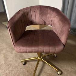 Pink Velvet Chair 