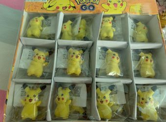 36 Pokemon eraser of one box