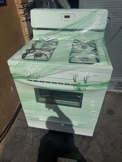 Frigidaire gas range white