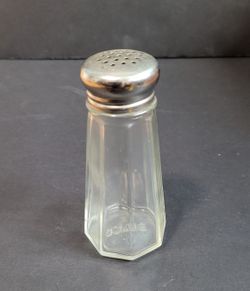 Vintage GEMCO Glass Salt Shaker