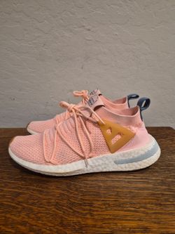 Adidas Arkyn Primeknit  "Clear Orange" Athletic Running Shoes 
Women's Size US 6