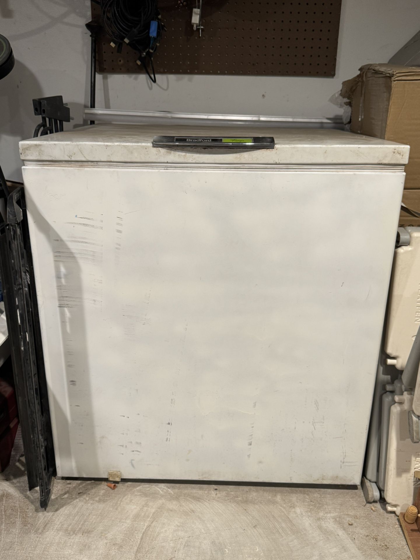 Free Working 7.0 CF.ft Chest Deep Freezer