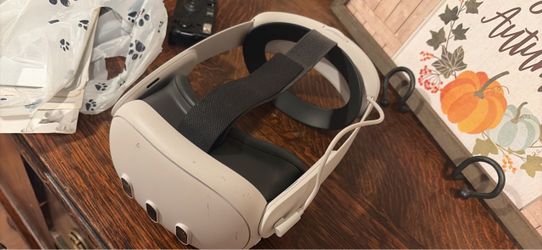 Meta Quest 3 VR Headset with elite battery strap