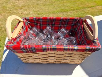 Mason jar tumbler set of 10 and free vintage basket