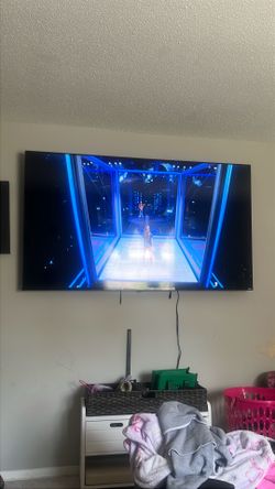 75 inch Roku tv