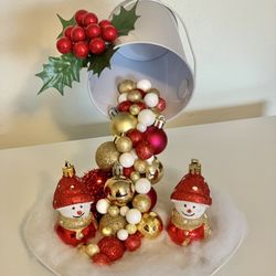 Floating Christmas Centerpieces