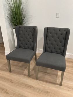 Accent Chairs