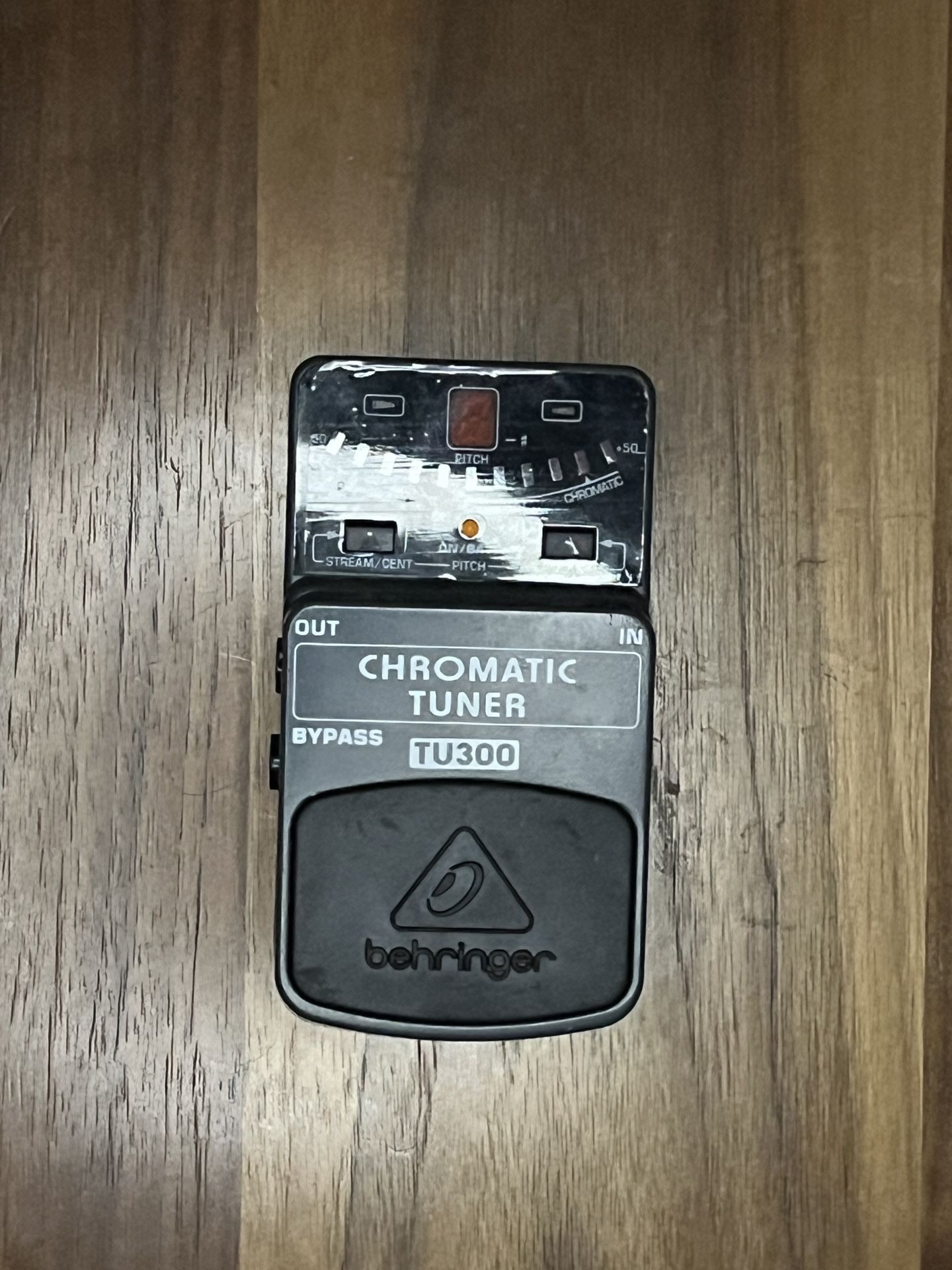 Behringer Chromatic Tuner Effect Pedal