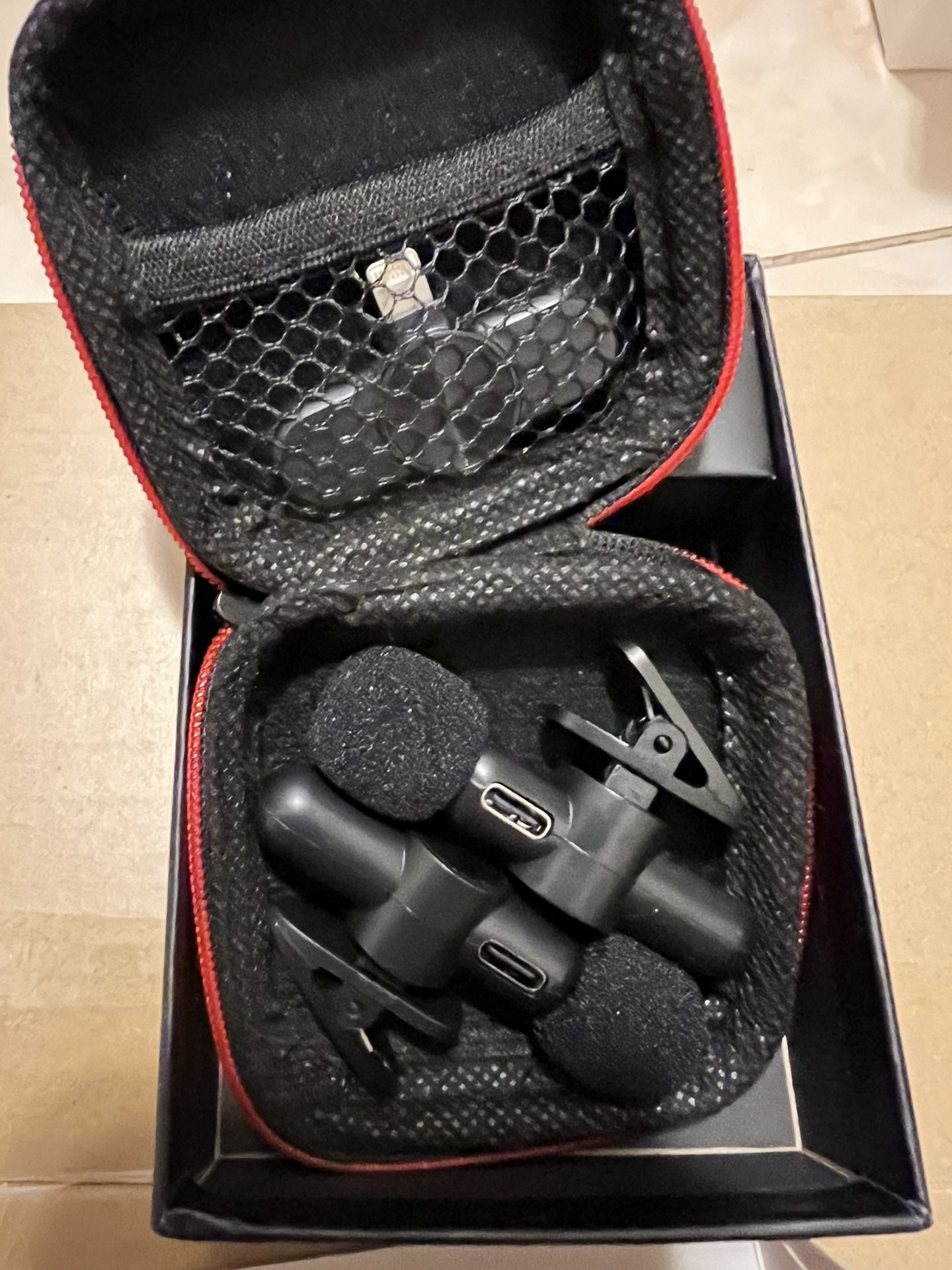 Wireless Lavalier Microphone,(never Used)