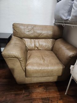 Lather Small couch