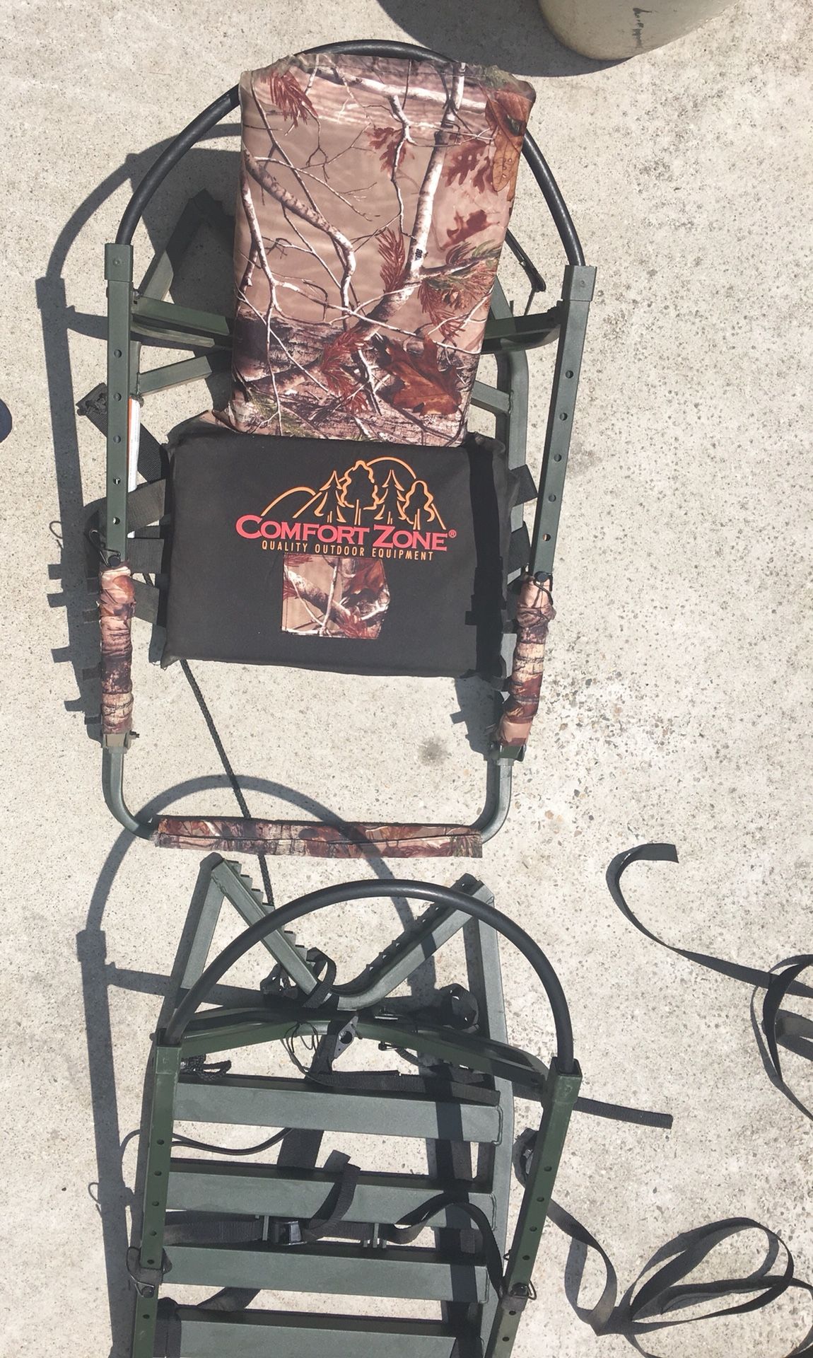 Comfort Zone Hunter Hang-On Treestand