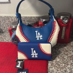 L A Dodger Purse & Wallet
