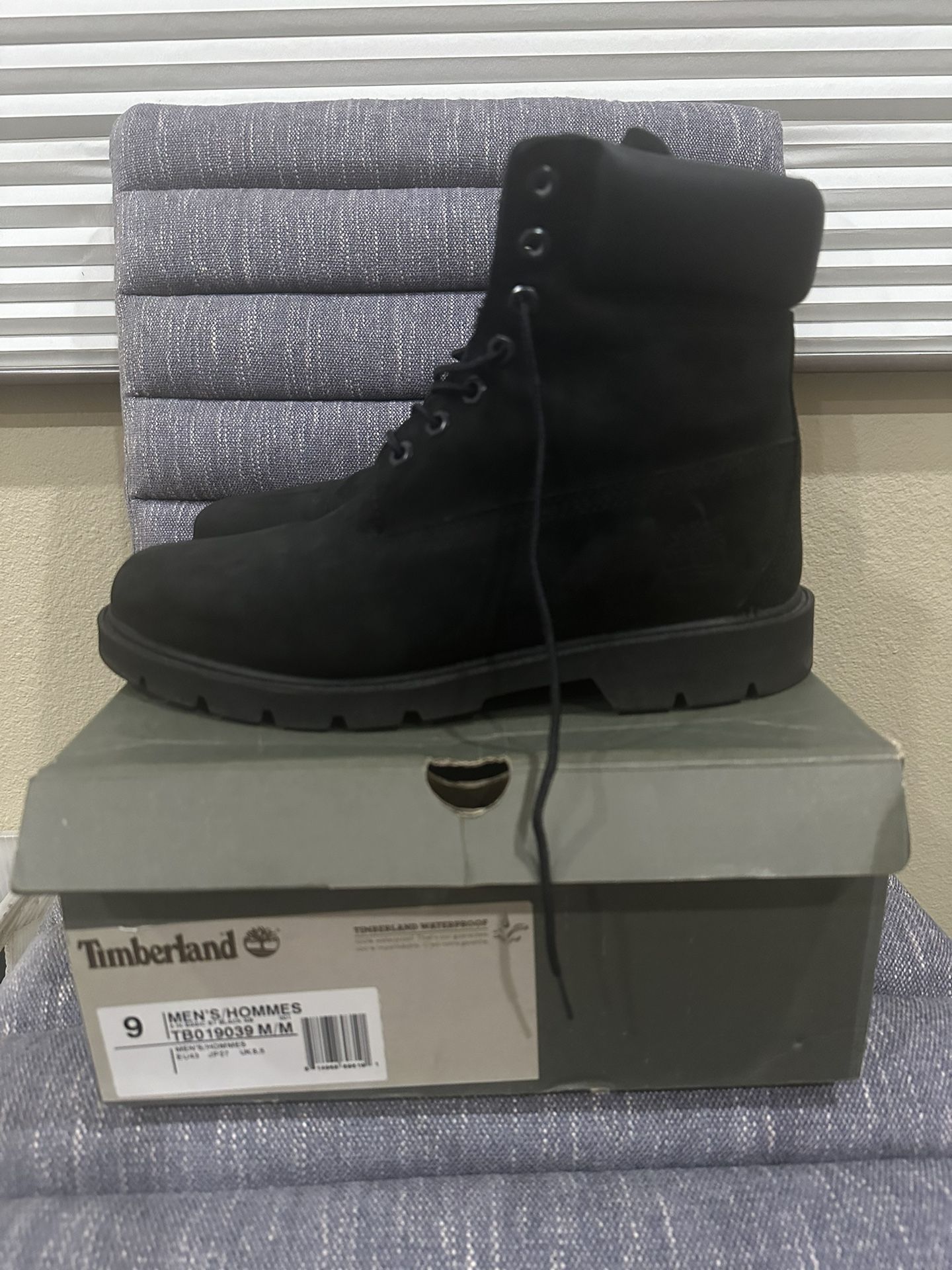 Men’s Timberland Boots SZ 9