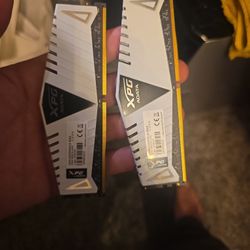 2 Sticks of DDR4 XPG ADATA 4GX8 RAM