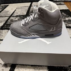 Wolf Grey Jordan 5’s