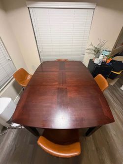 Broyhill Solid Wood Dark Walnut Counter Height Dining Set – Table + 4 Faux Leather Stools