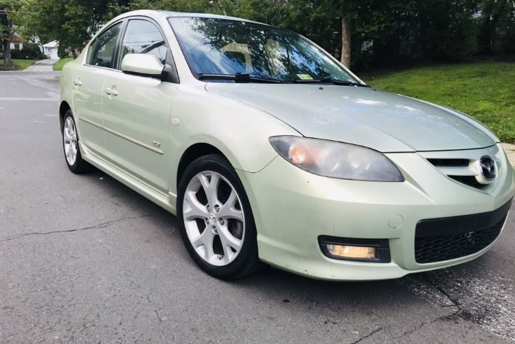 Only $3400 ! 2008 Mazda 3 Touring! light Green. Drives Great
