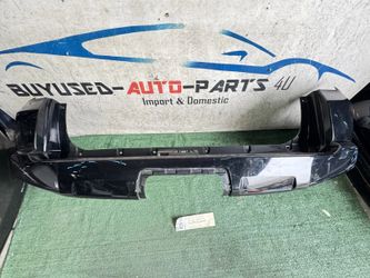 2014 - 2018 TOYOTA 4RUNNER SR5 4 RUNNER REAR BUMPER COVER OEM AY82619