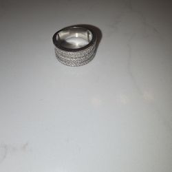 1 Carat Diamond Ring in 925 Sterling Silver 