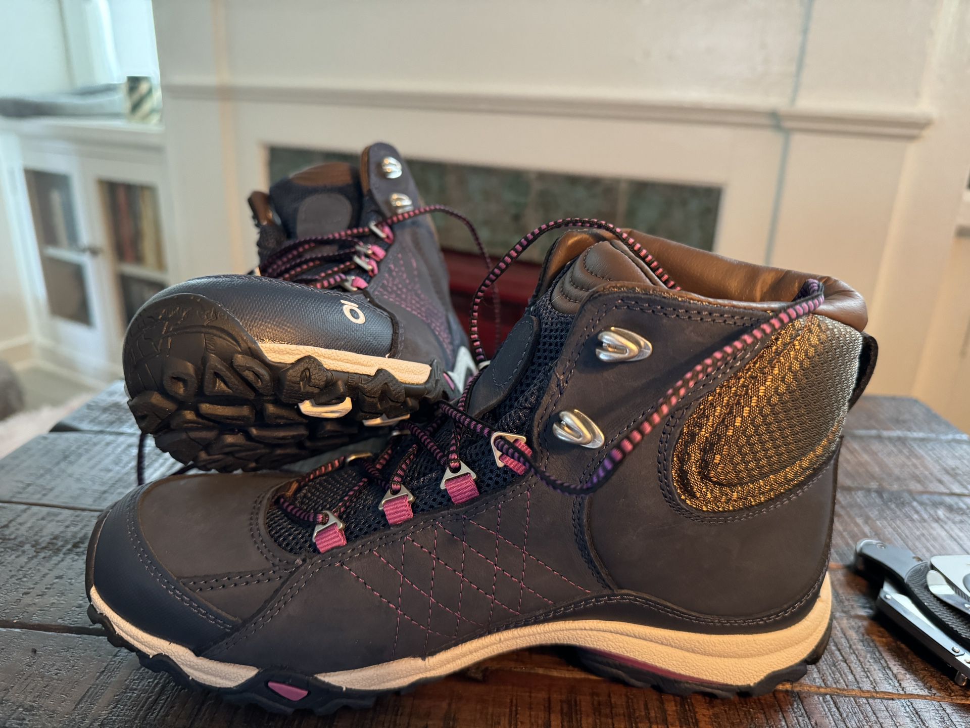 Oboz Sapphire Mid B-Dry Waterproof Hiking Boots NEW