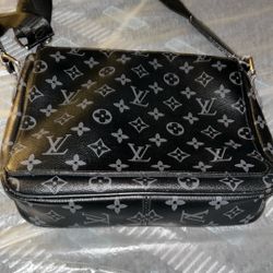 Lv Bag