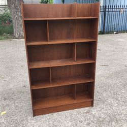 BOOK SHELVE 