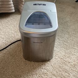 Counter Top Ice Maker