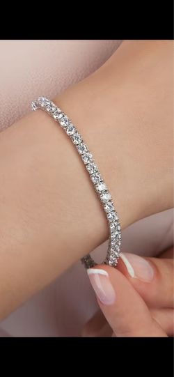 tennis bracelet