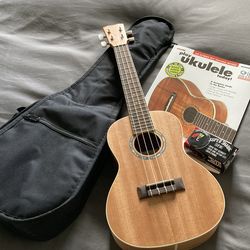 Cordoba 15cm concert ukulele beginner pack