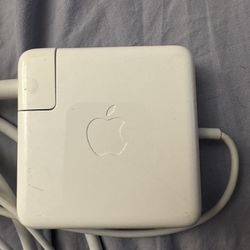 Apple 85 W MagSafe Power Adapter 