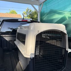  Pet Kennel,,It's like new