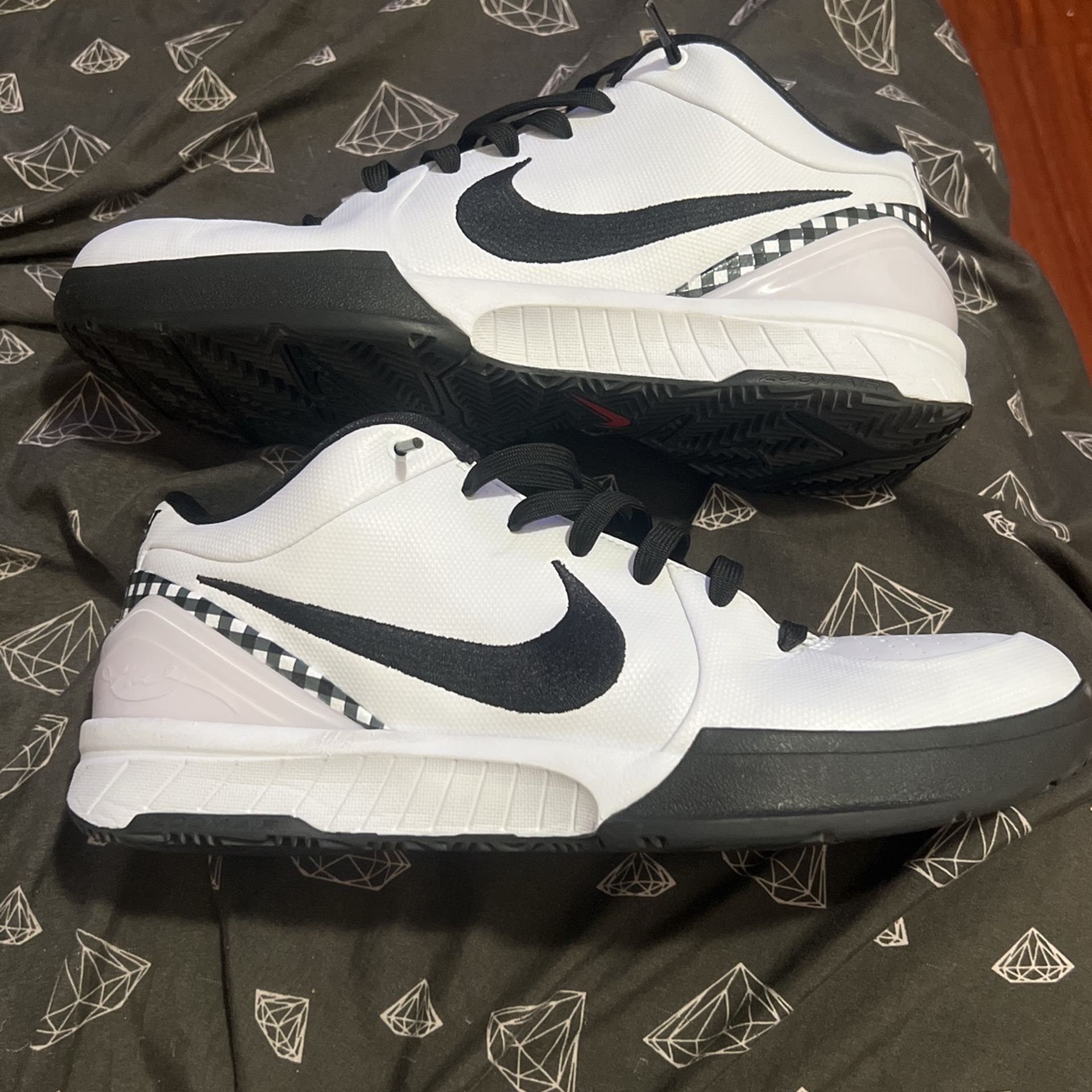 Kobe 4 Mambacitas