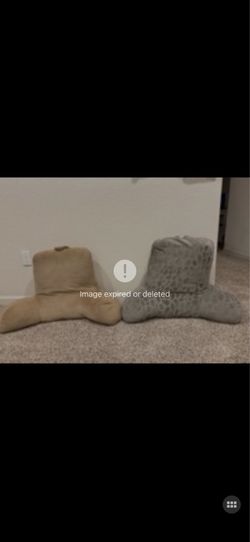 Back cushion two for 10 dollars
