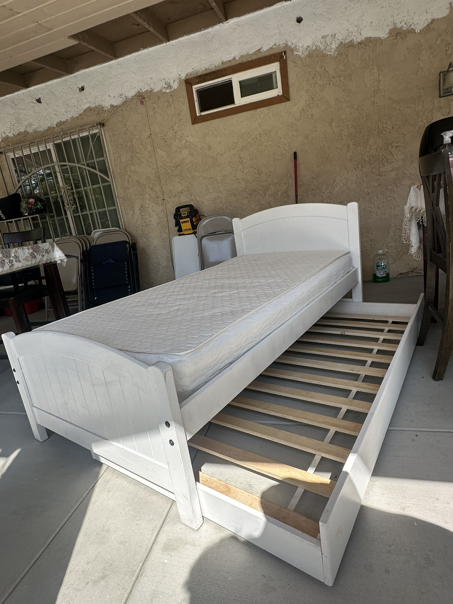 Twin Bed