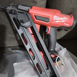 Retail $379.00) Milwaukee M18 FUEL 18-Volt Lithium-Ion Brushless Cordless Gen ll 16-Gauge Straight Finish Nailer not working to be fixed or for parts