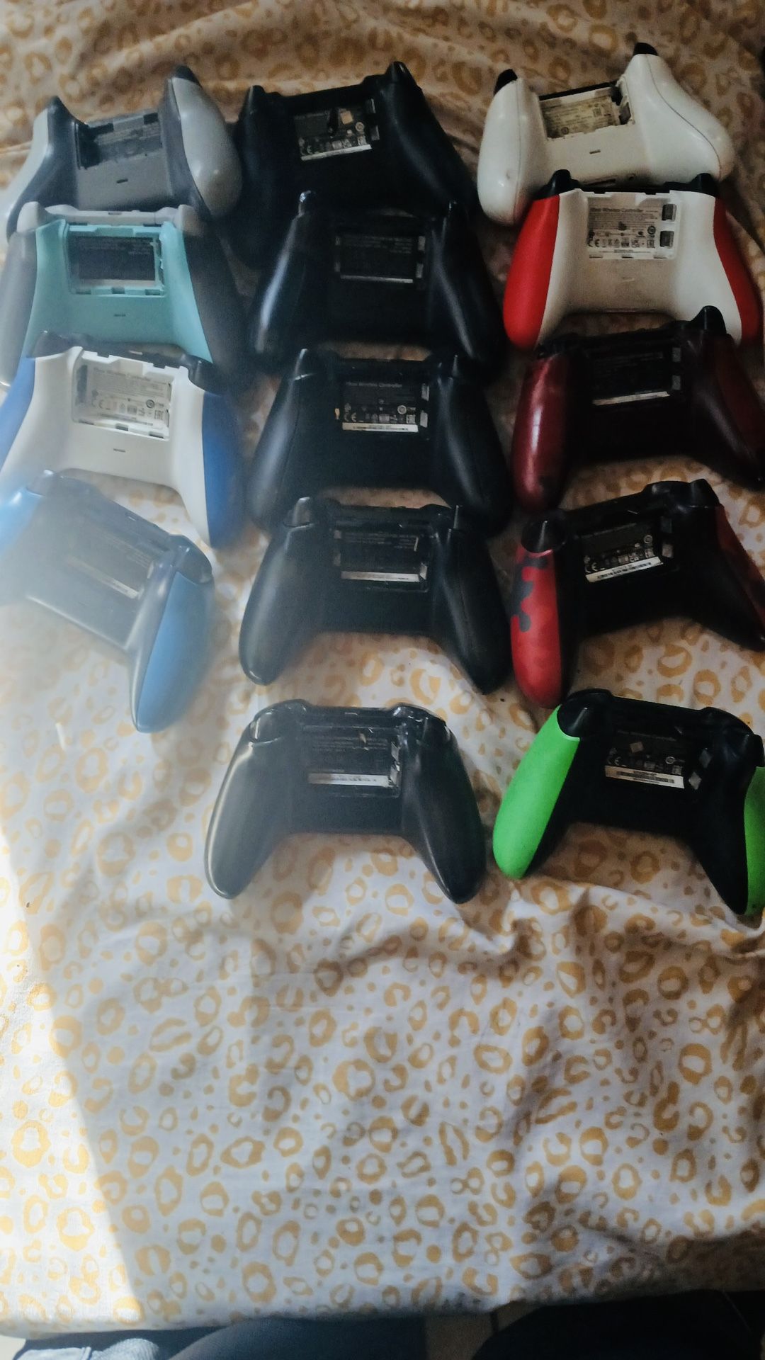 Controllers For Xbox One & Xbox Series S