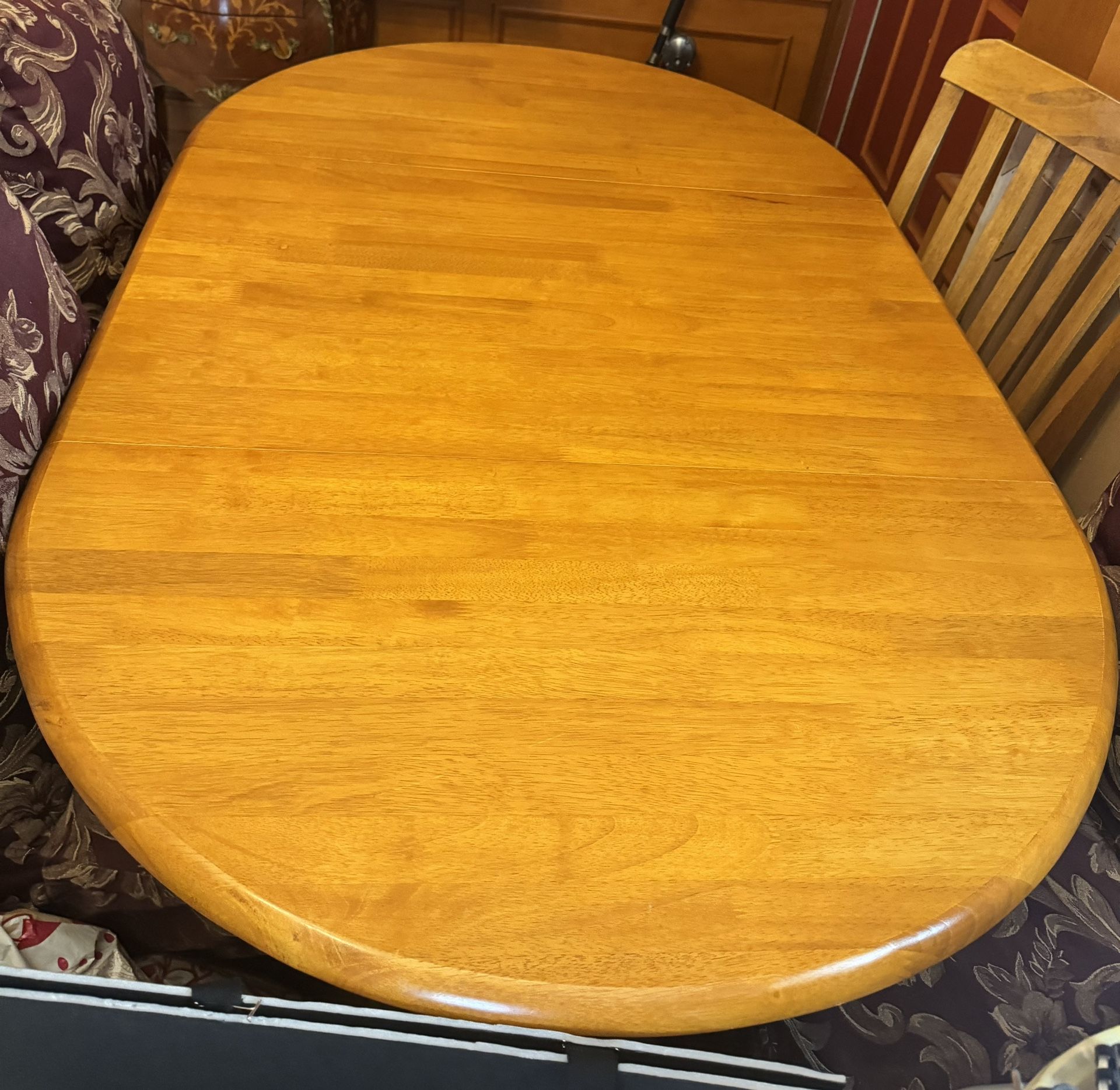 Beautiful Maple Dining Table Set For 4 And 6